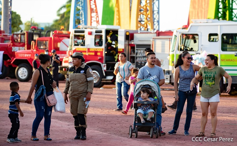 BOMBEROS